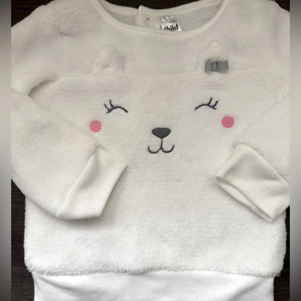 Cute Polar Bear Sweater for Baby